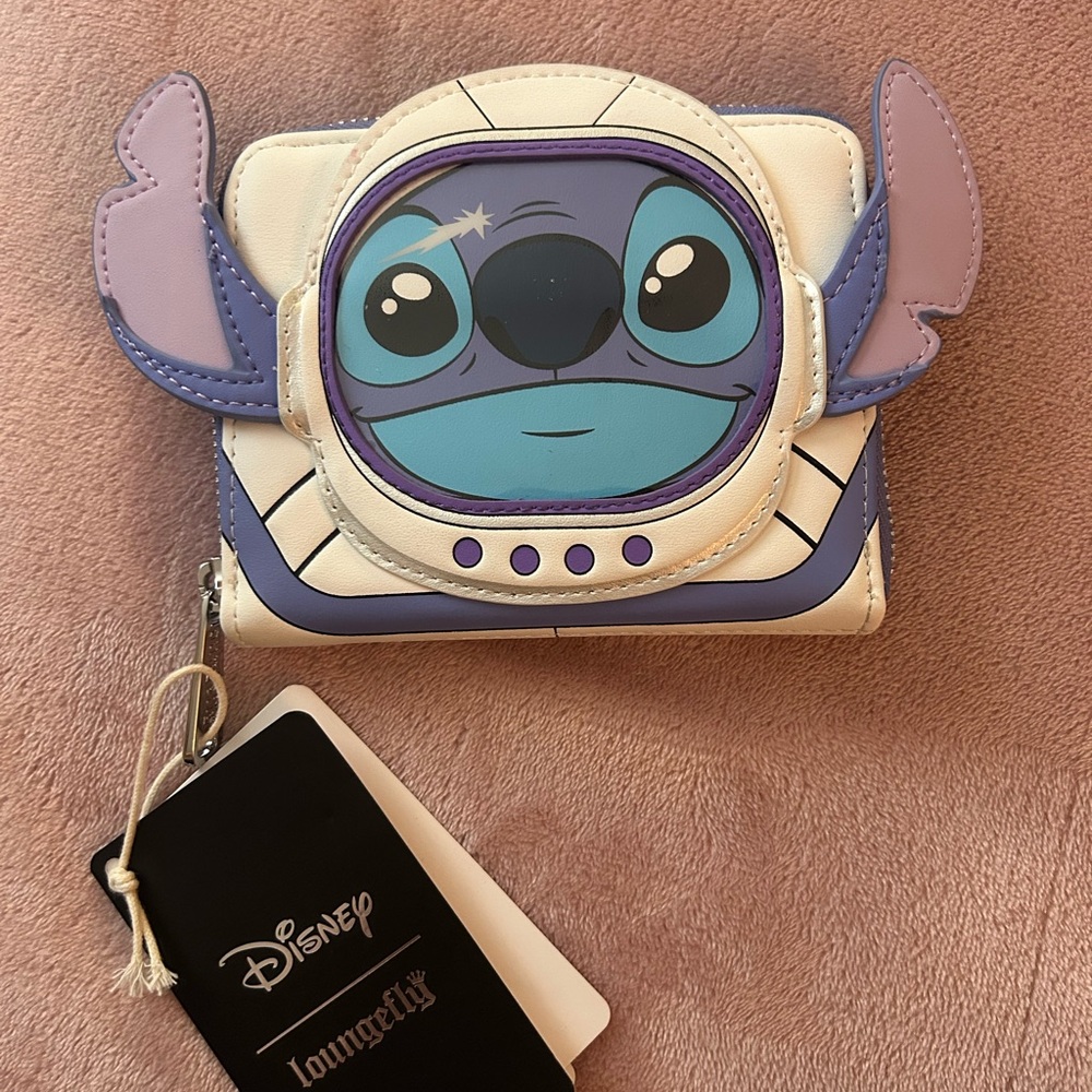 Disney Loungefly Stitch Wallet